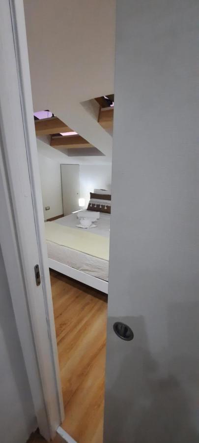 La Mansarda Suite ベネヴェント エクステリア 写真