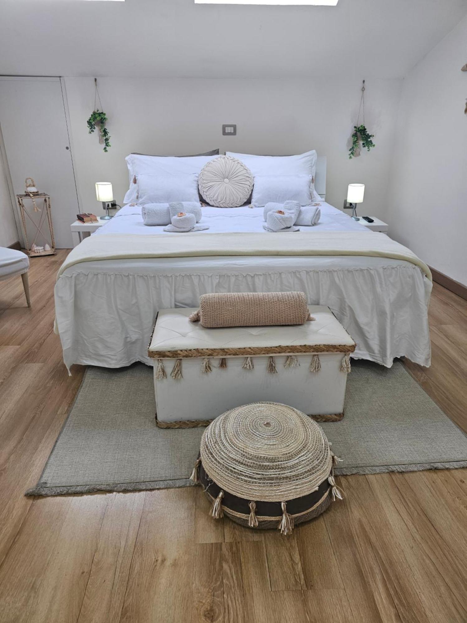 La Mansarda Suite ベネヴェント エクステリア 写真
