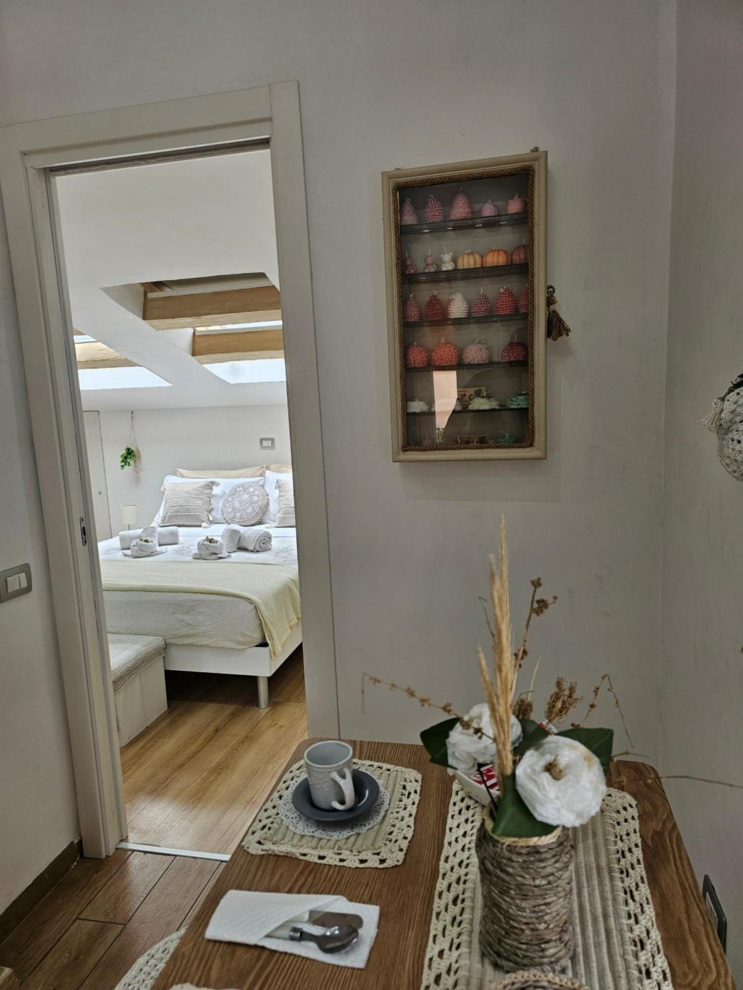 La Mansarda Suite ベネヴェント エクステリア 写真